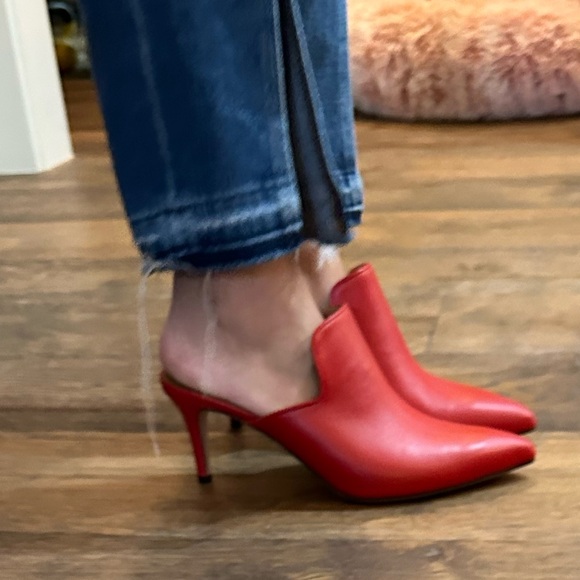 Veronica Beard 8.5 Red Leather Women's Pointed Toe Mule Heels - Picture 7 of 7